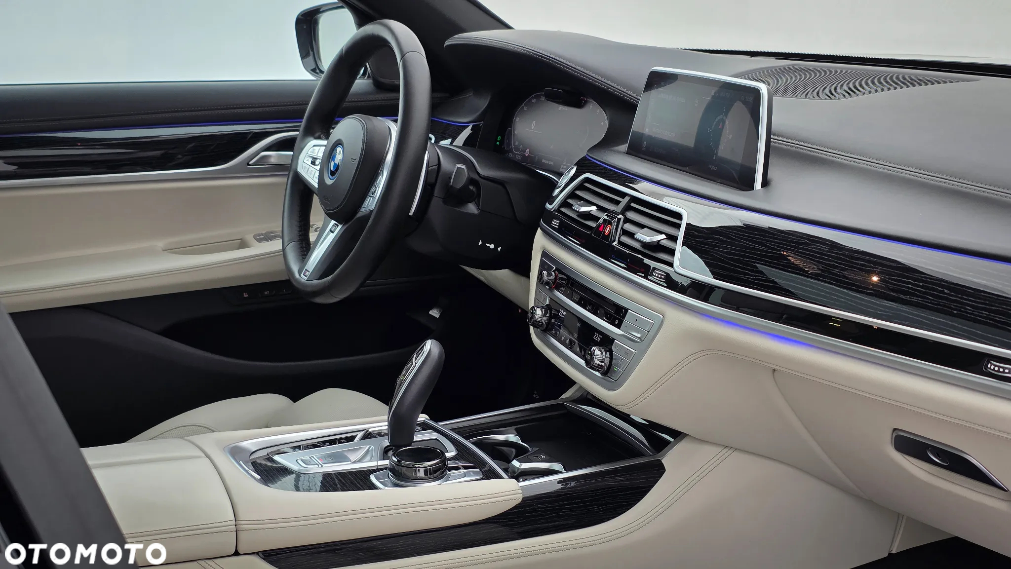 BMW Seria 7 - 23
