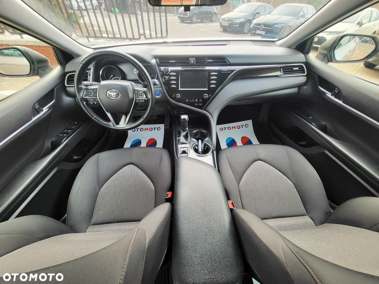 Toyota Camry - 8