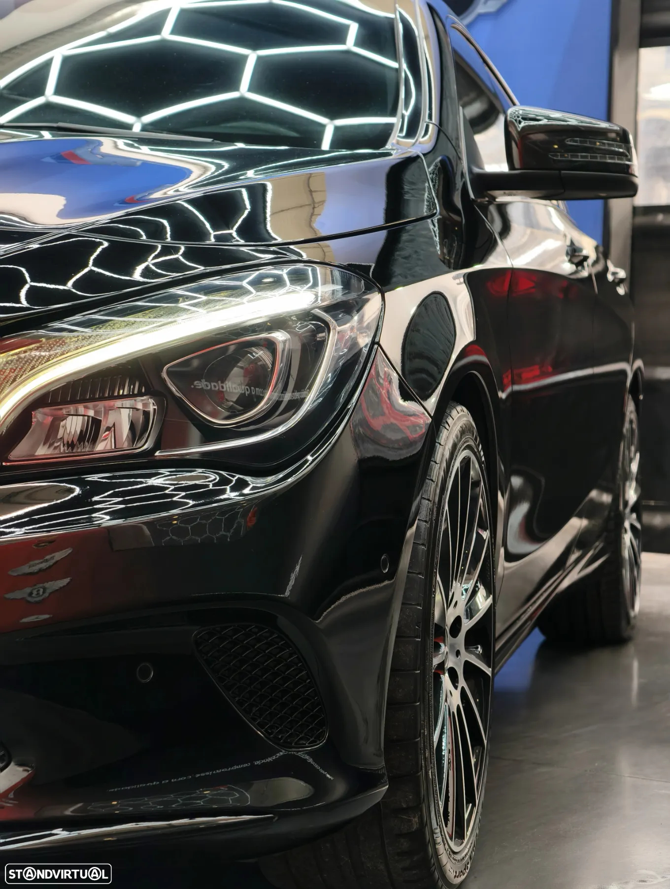 Mercedes-Benz CLA 180 d Shooting Brake AMG Line - 19