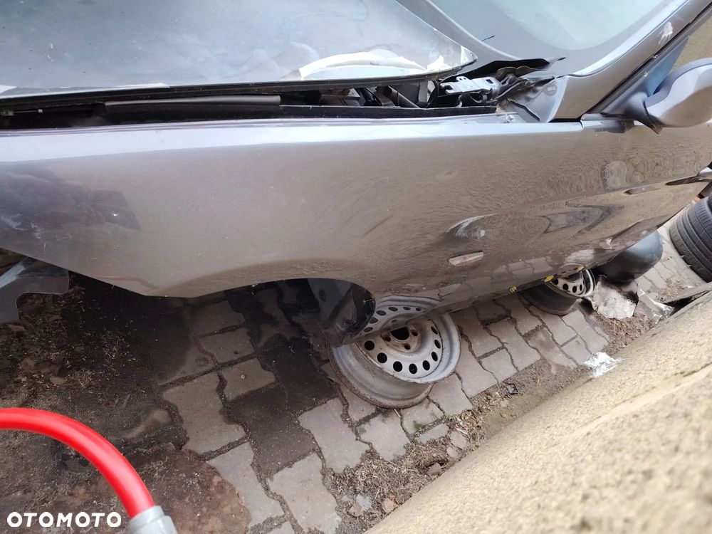 błotnik lampa cwiartka drzwi bmw e90 a22/7  części - 2