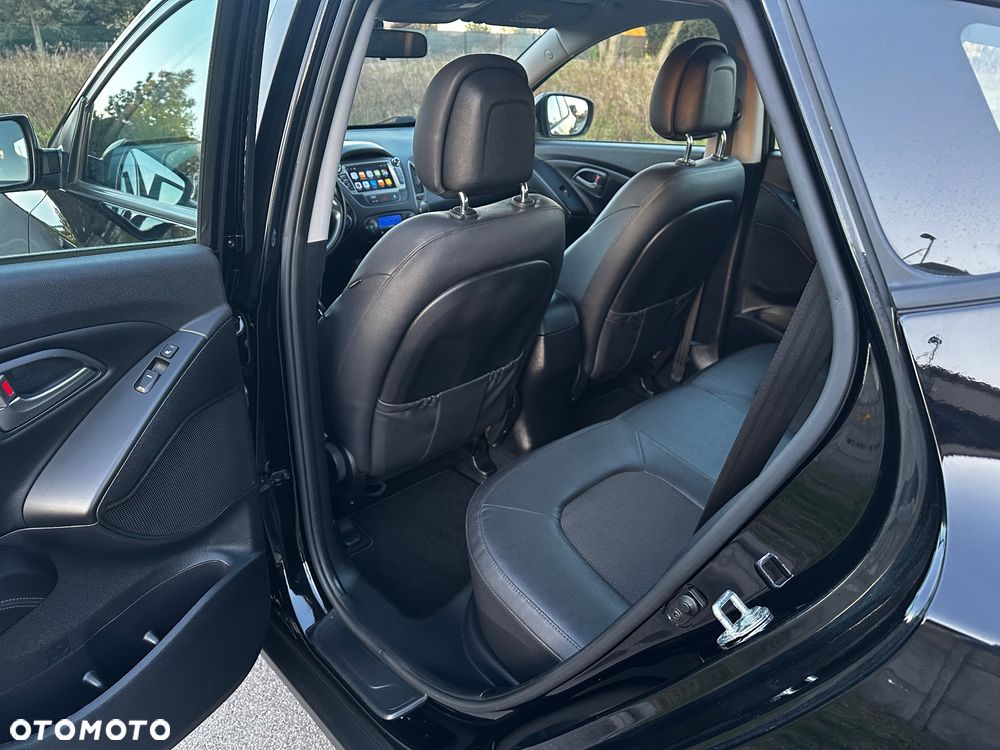 Hyundai ix35 1.6 2WD Fifa World Cup Edition - 15