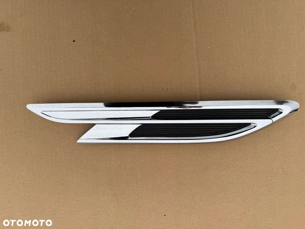 CHROM LISTWA W BŁOTNIK Bentley Bentayga LIFT 2020- ORYGINAŁ BEZ USZKODZEŃ - 2