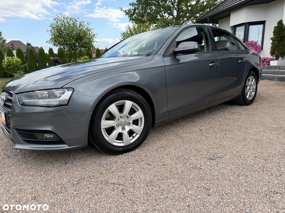 Audi A4 Limousine 2.0 TDI 112g DPF Attraction - 11