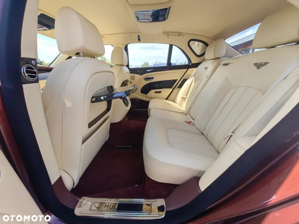 Bentley Mulsanne Speed - 30