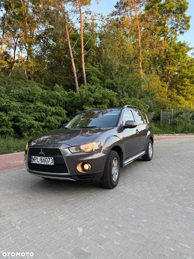Mitsubishi Outlander 2.0 Intense 2WD - 1