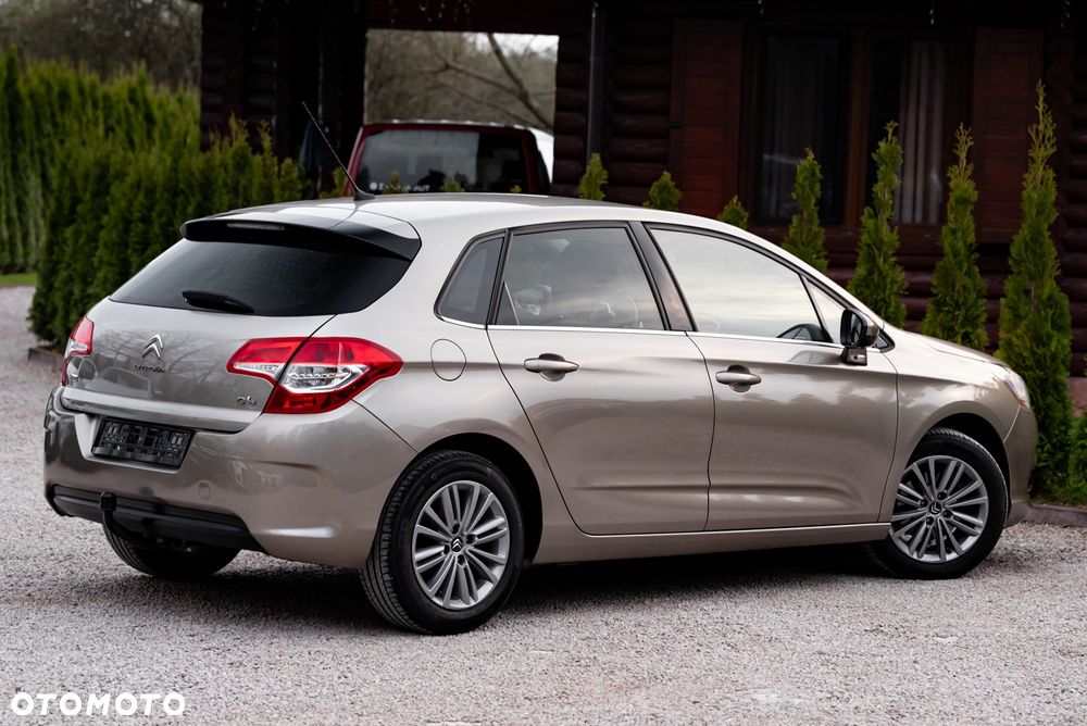 Citroën C4 e-HDi 110 Selection - 14