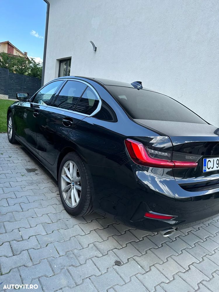 BMW Seria 3 320d xDrive AT - 6