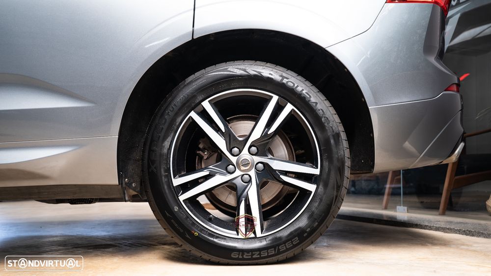 Volvo XC 60 D4 AWD RDesign - 12