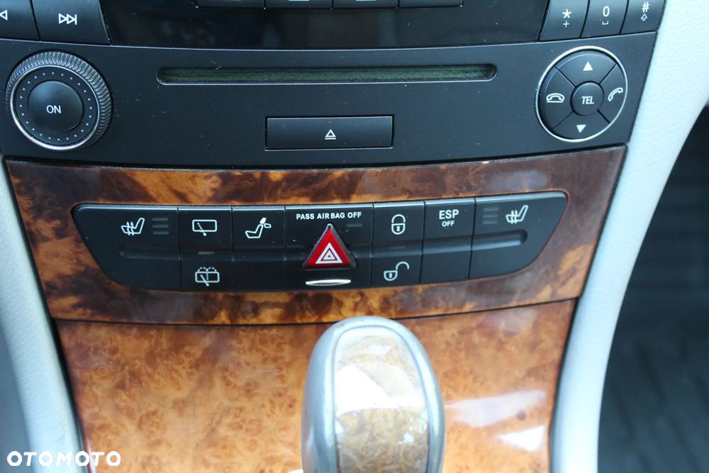 Mercedes-Benz Klasa E - 18