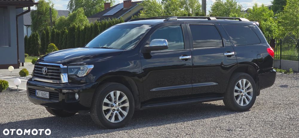 Toyota Sequoia - 4