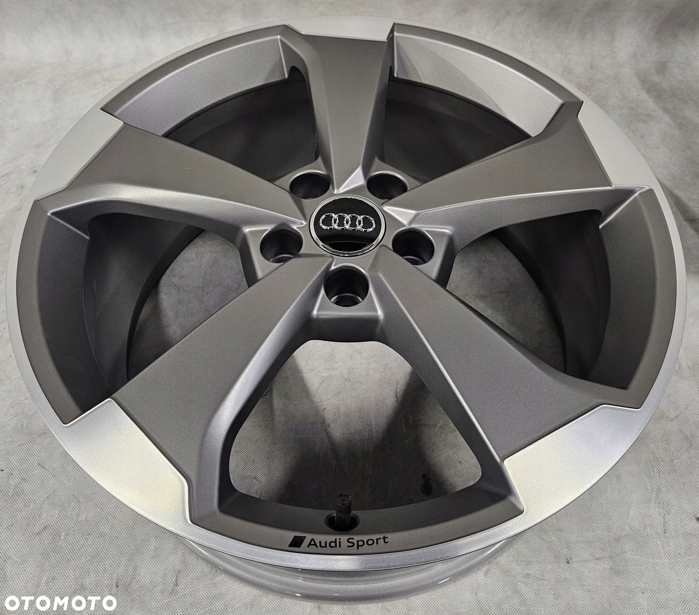 FELGI KOŁA AUDI A3 S3 8V0601025ES 8x19 ET49 - 4