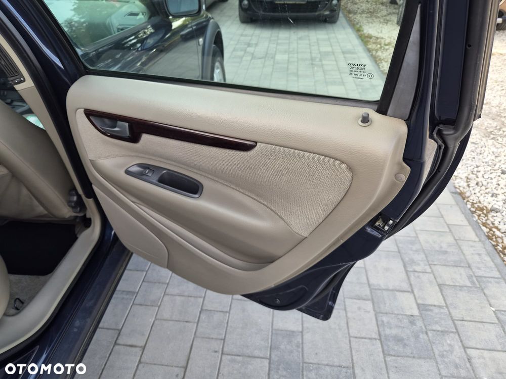 Volvo XC 70 - 27