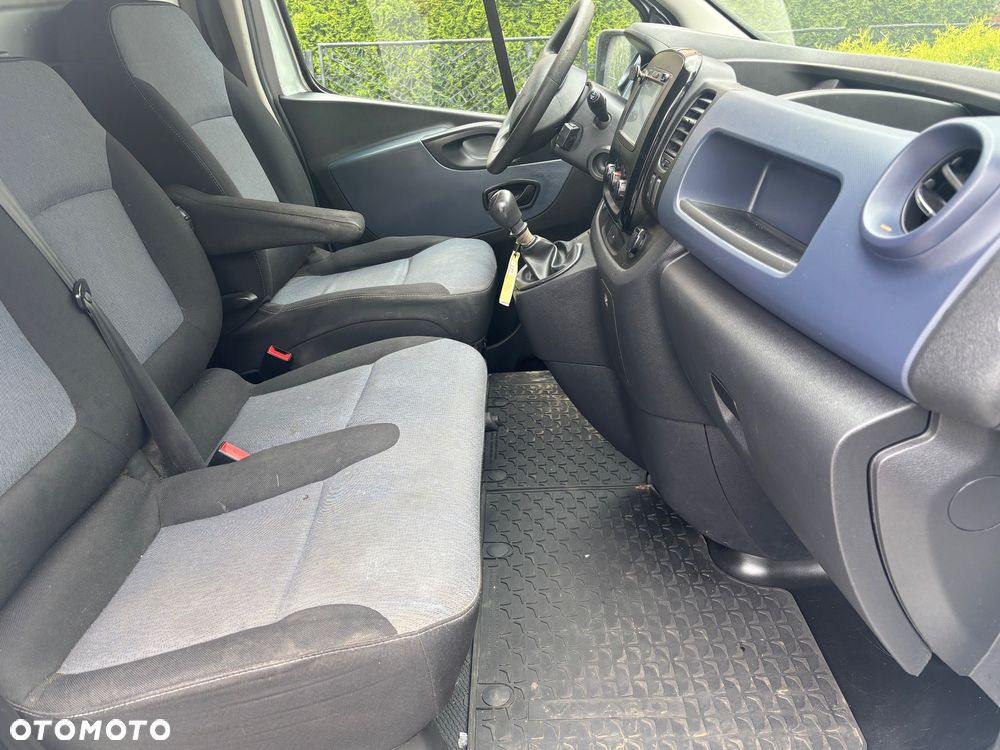 Opel VIVARO - 11