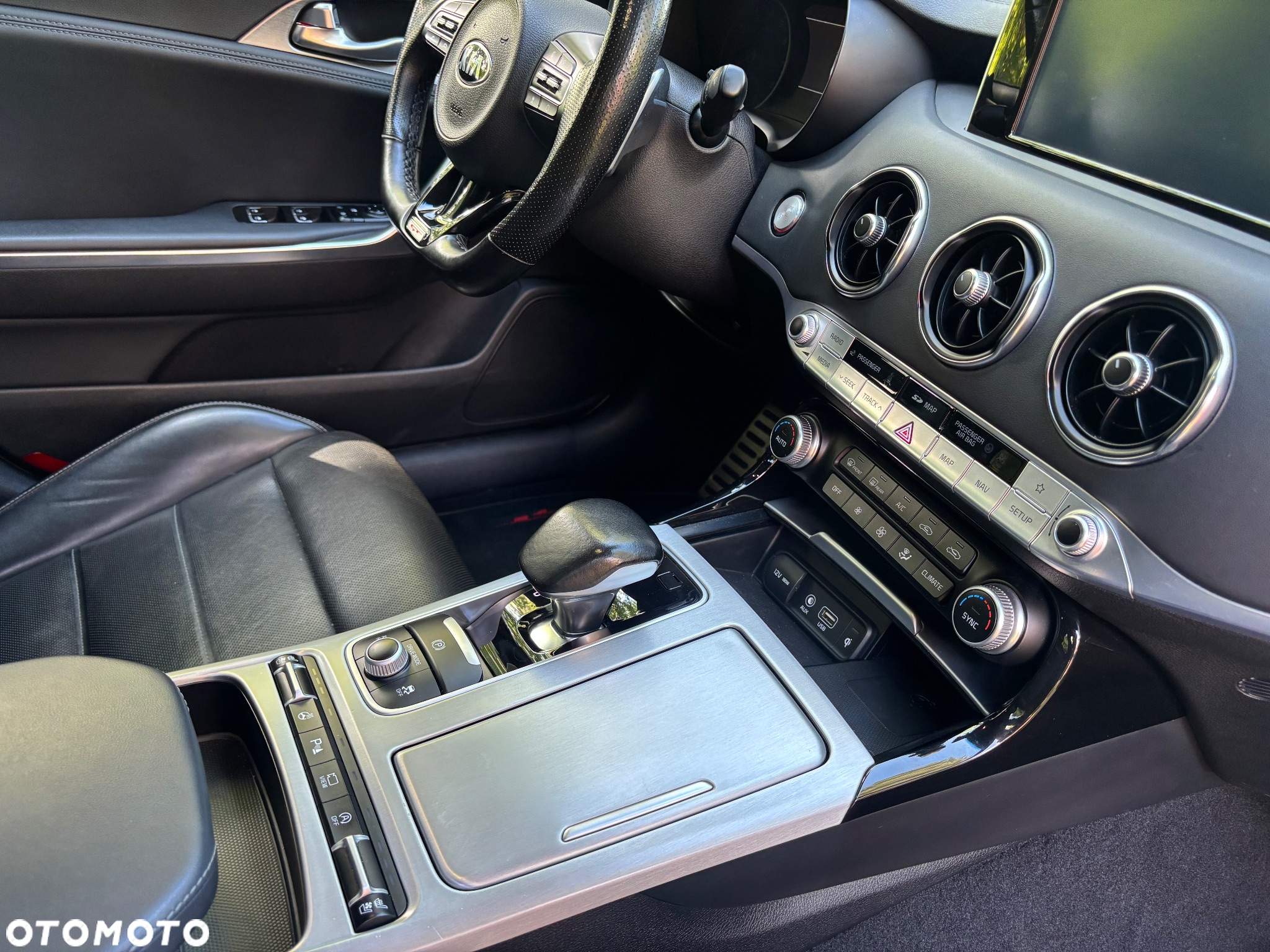 Kia Stinger 3.3 T-GDI V6 GT AWD - 13