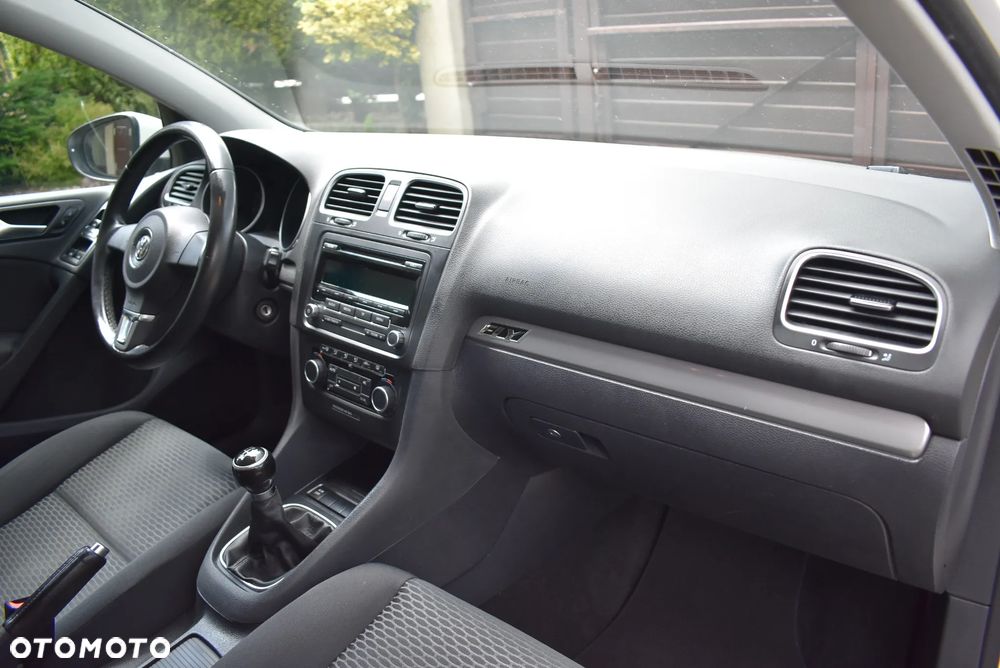 Volkswagen Golf 1.2 TSI BMT Trendline - 24