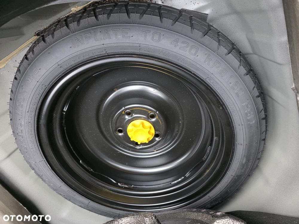 Toyota Avensis 1.8 Premium MS - 37