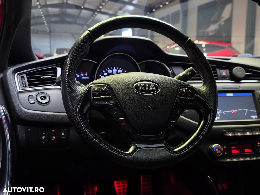 Kia Ceed 1.6 CRDi 136 ISG GT Line - 5
