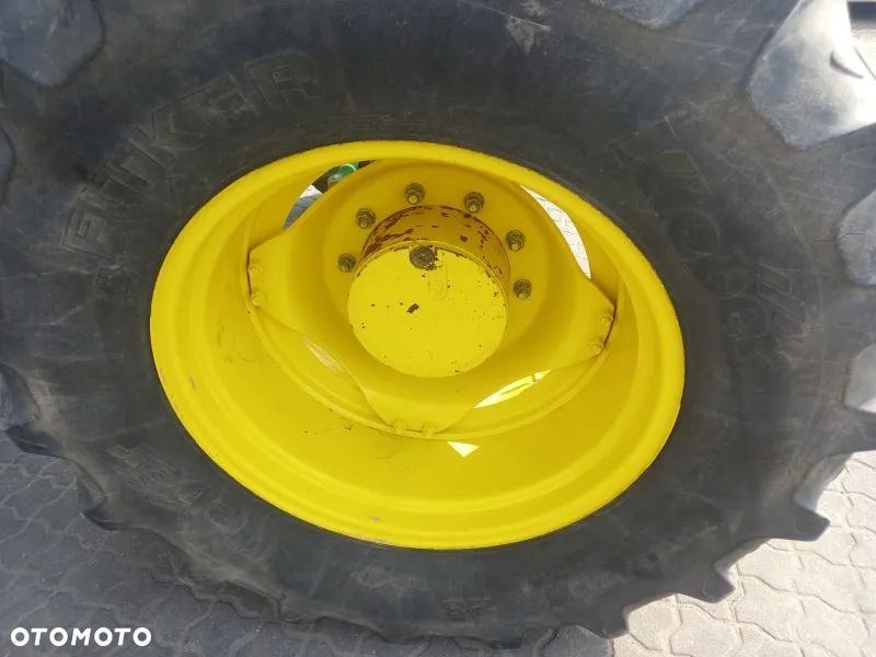 Koła 15x28 John Deere 6920 - 2