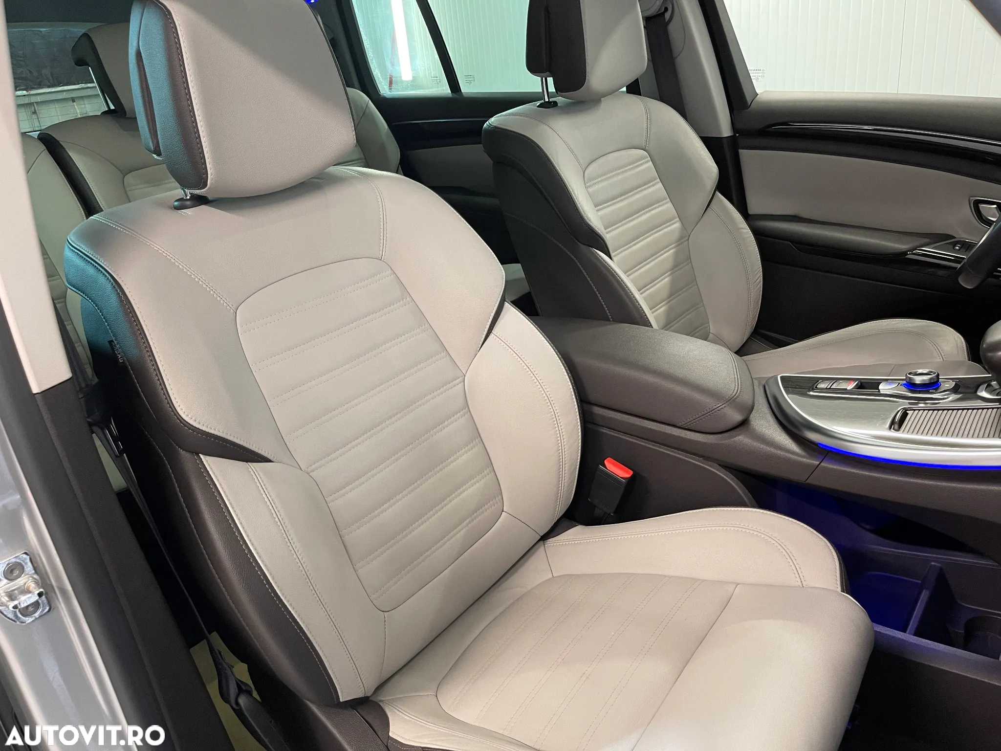 Renault Espace BLUE dCi 200 EDC BUSINESS EDITION - 11
