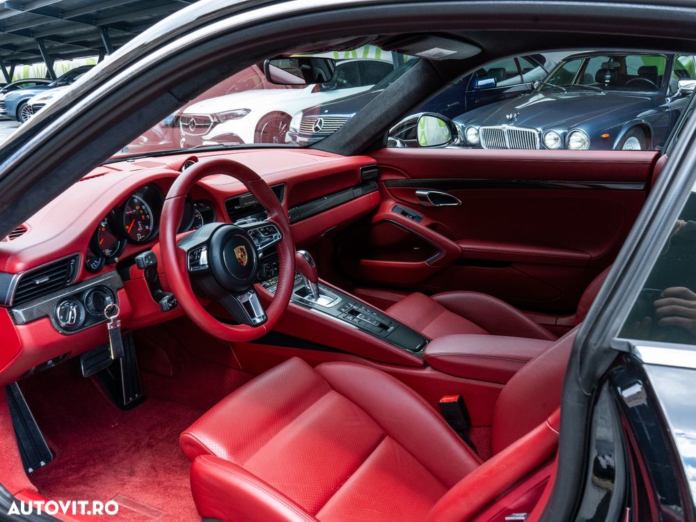 Porsche 911 - 26