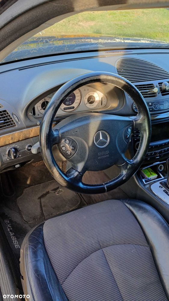 Mercedes-Benz Klasa E - 6
