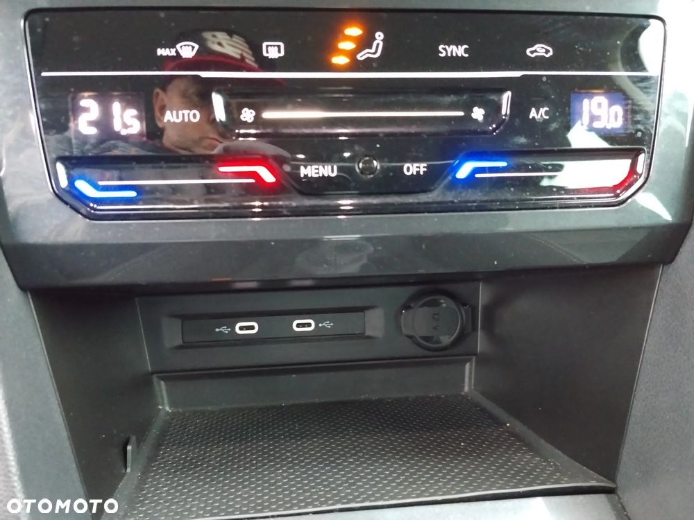 Volkswagen Tiguan 1.5 TSI OPF DSG URBAN SPORT - 22