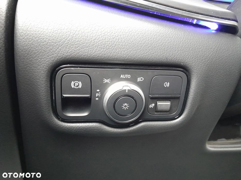 Mercedes-Benz EQV 300 90kWh - 16