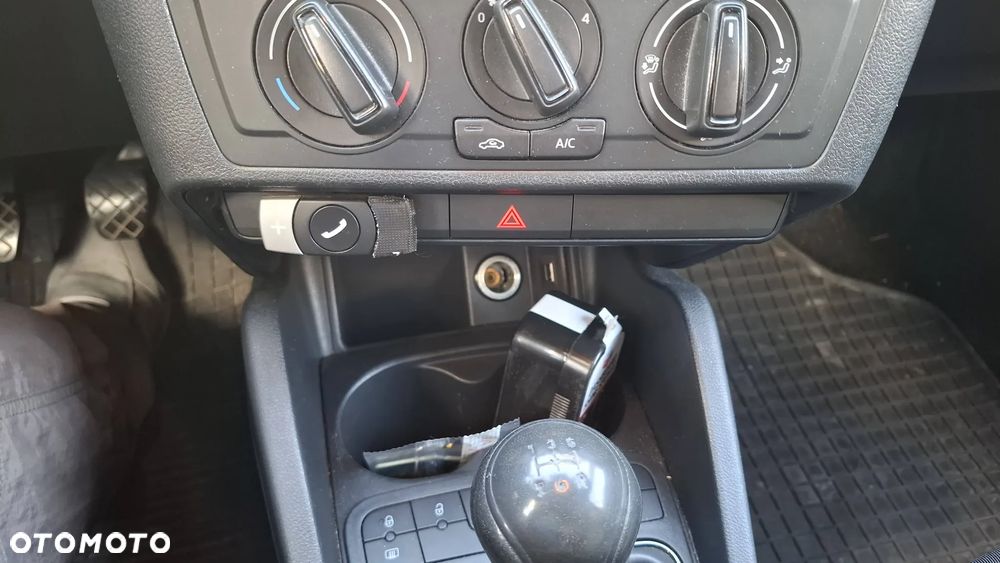 Seat Ibiza 1.0 Reference - 11