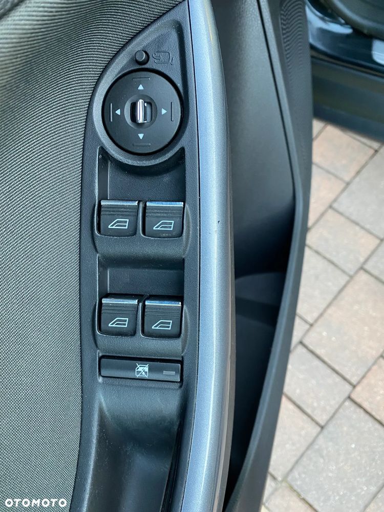 Ford Focus 1.6 EcoBoost Titanium - 16