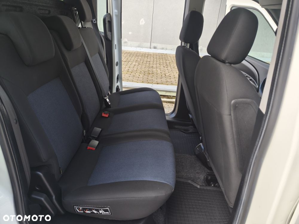 Opel Combo - 8