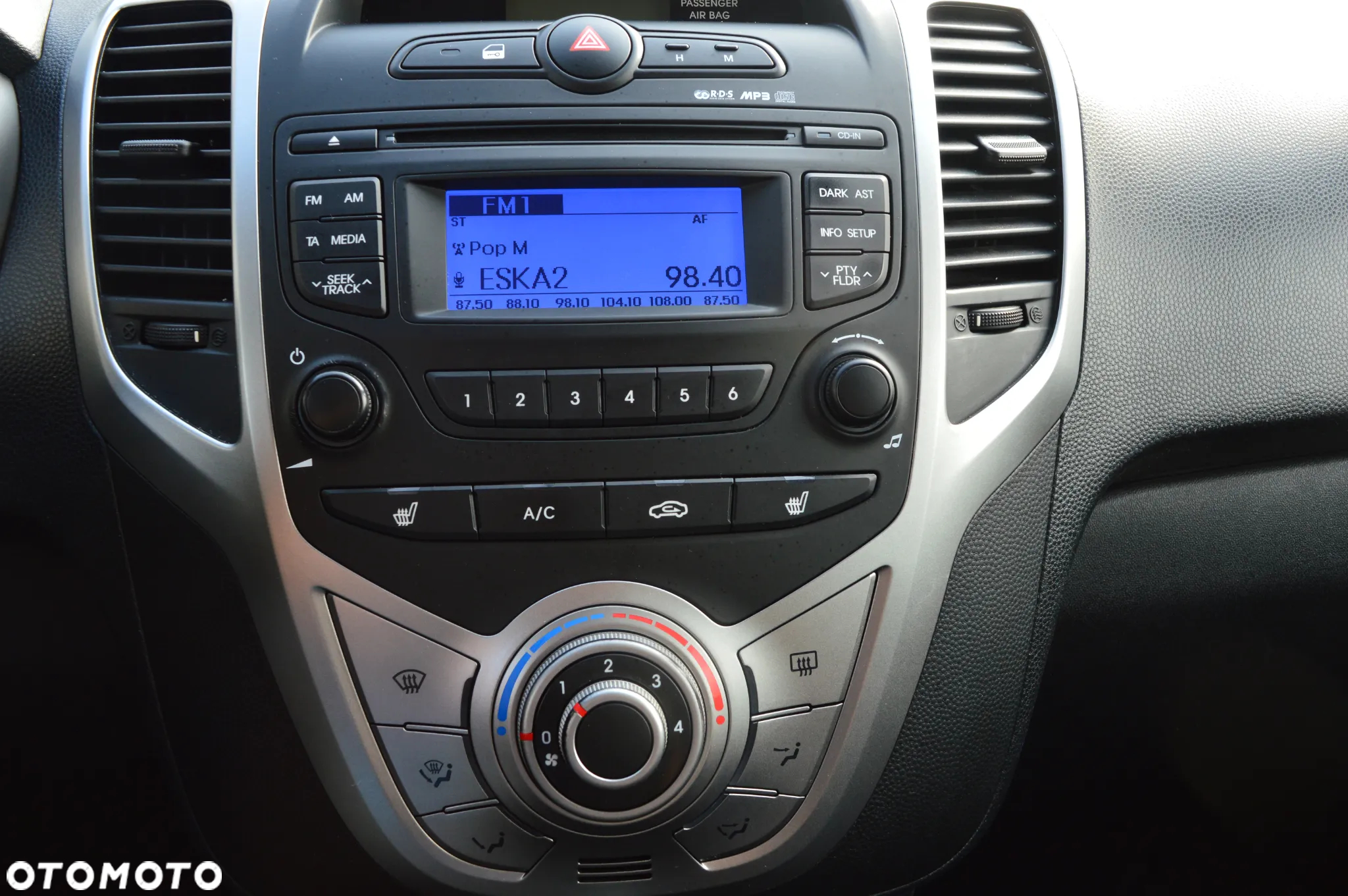 Hyundai ix20 1.4 Edition 20 - 24