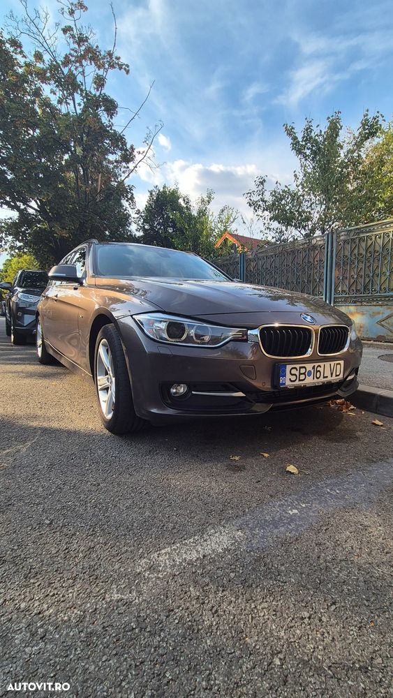 BMW Seria 3 320d Touring xDrive Aut. Sport Line - 2