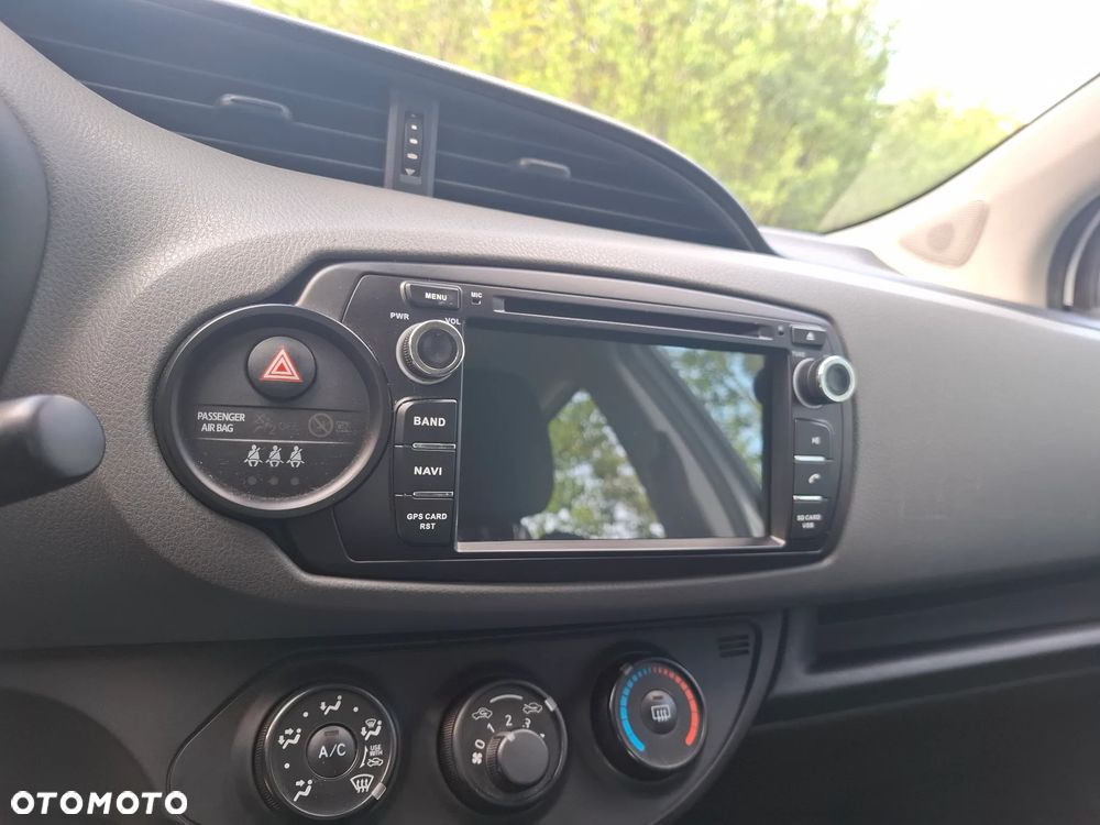Toyota Yaris 1.5 Active - 19