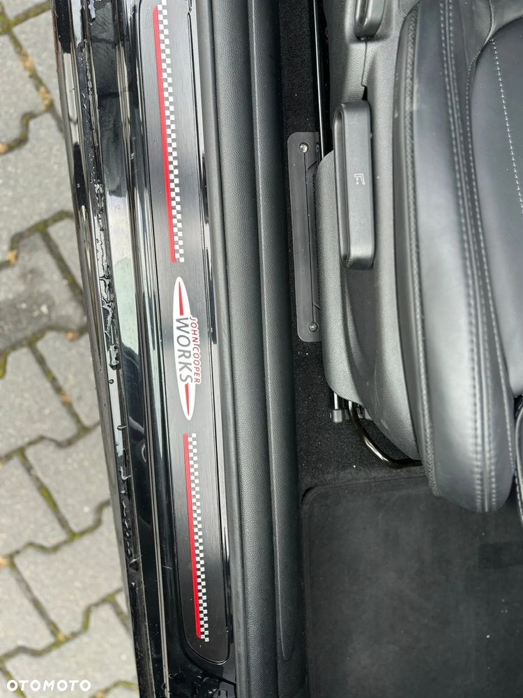 MINI John Cooper Works - 18
