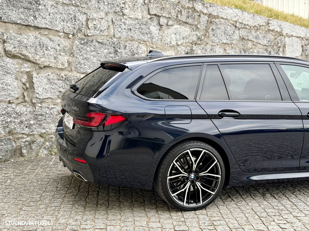 BMW 520 e Pack M - 29