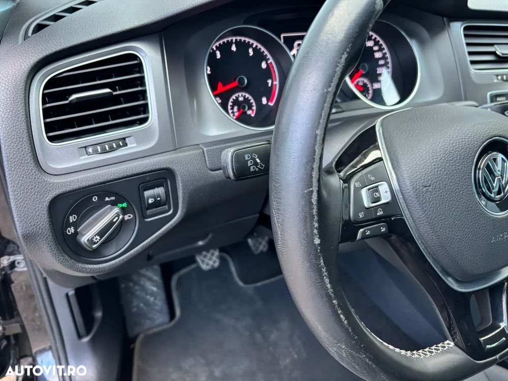 Volkswagen Golf 1.2 TSI BlueMotion Technology Lounge - 20