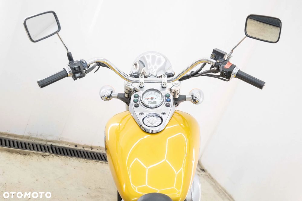 Honda Shadow - 24