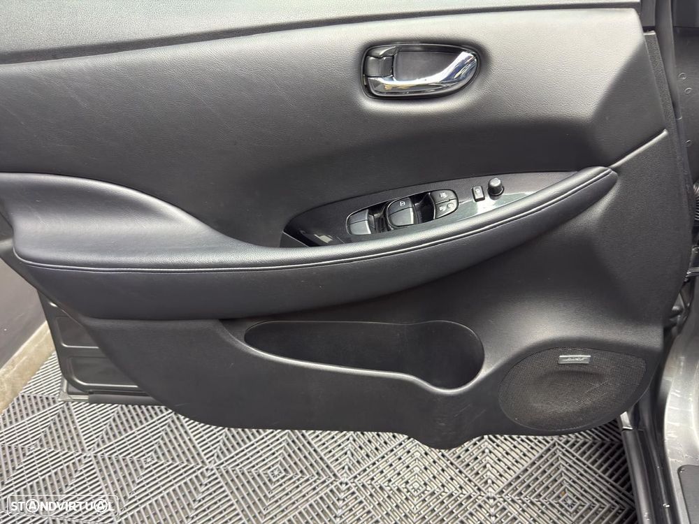 Nissan Leaf Tekna Flex 30 kWh - 35