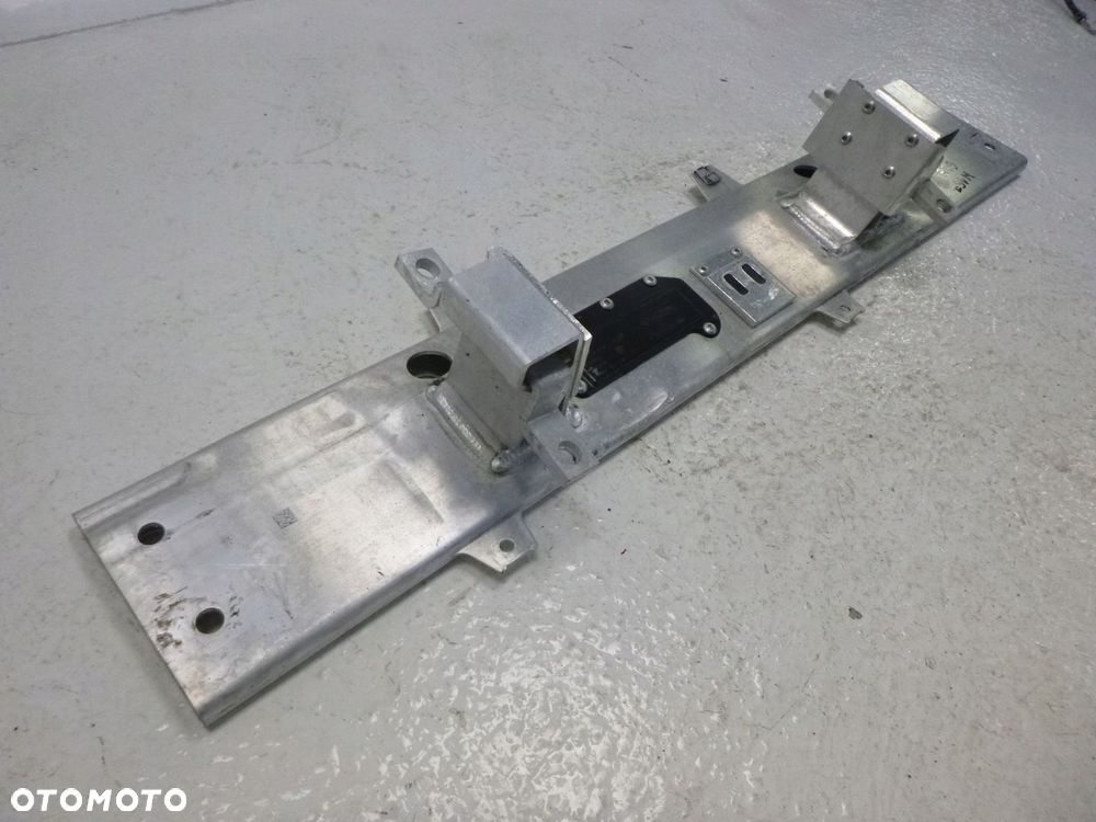 MERCEDES W167 PODPORA BELKA ŁAPA SKRZYNI ORYGINAŁ - 4