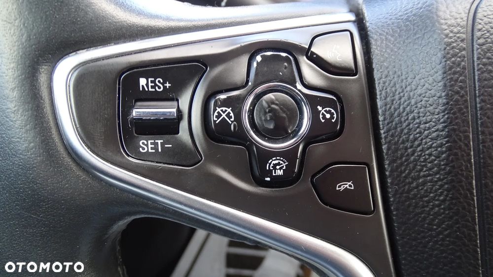 Opel Insignia 2.0 CDTI ecoFLEX Start/Stop Edition - 17