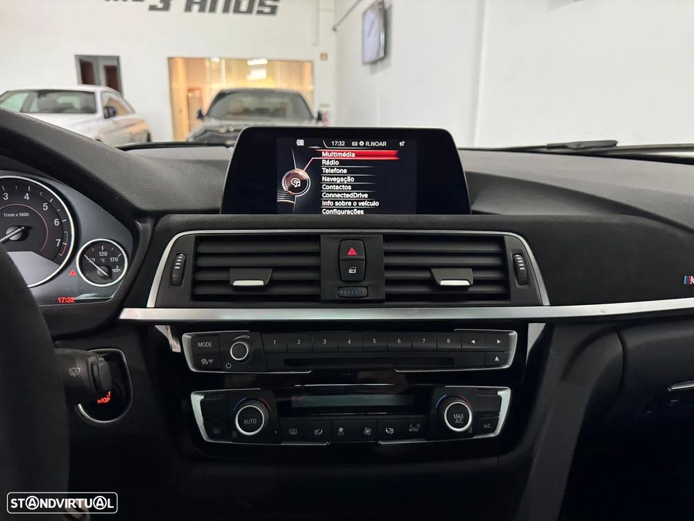 BMW 330 - 16