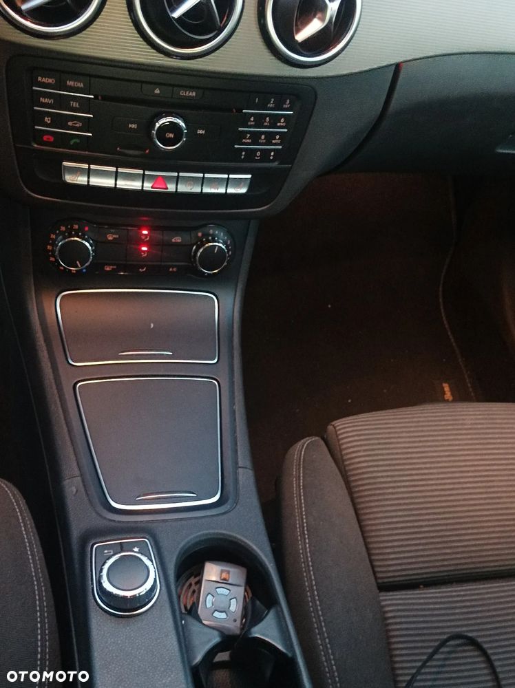 Mercedes-Benz Klasa B 180 (CDI) d 7G-DCT Urban - 2