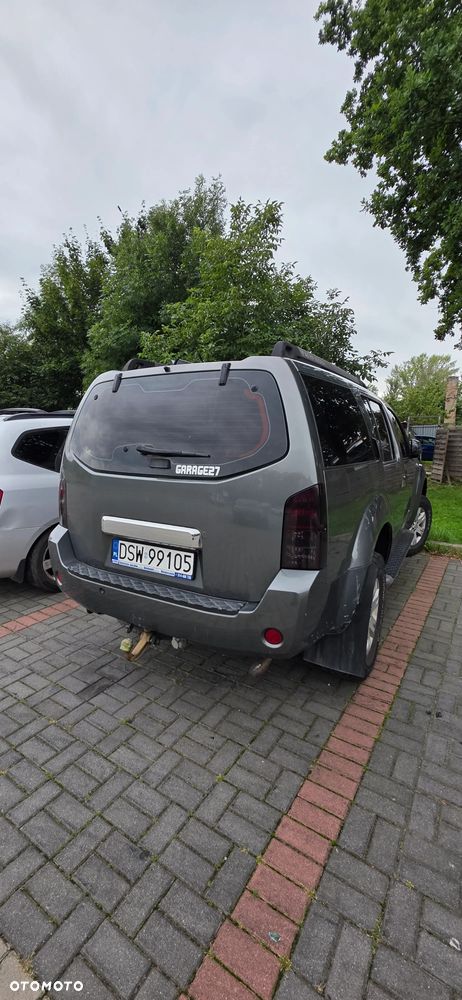Nissan Pathfinder 2.5 DCi Sport / SE - 4