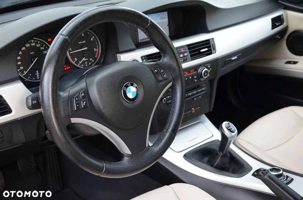 BMW Seria 3 - 27