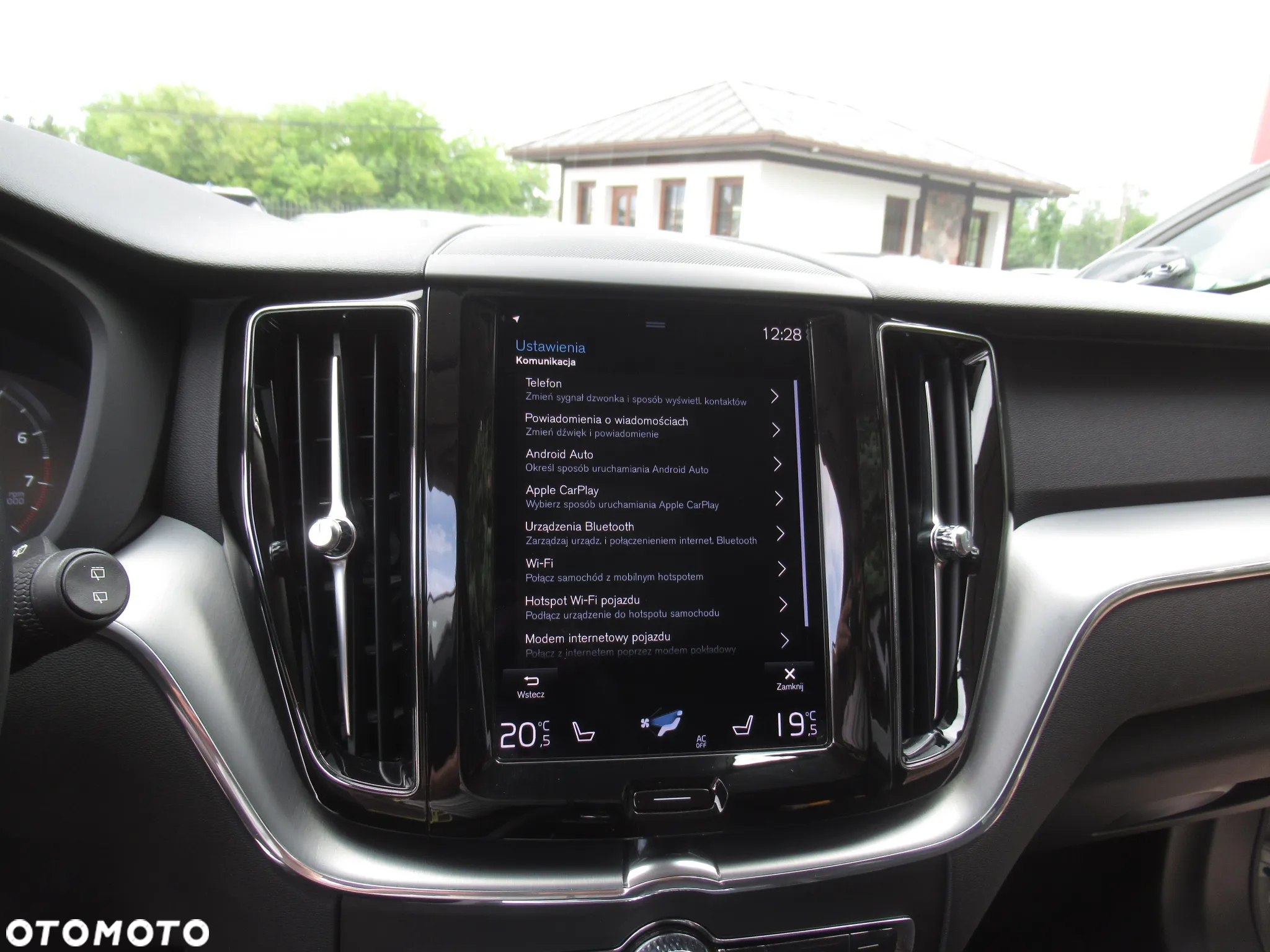 Volvo XC 60 B4 B Momentum - 31