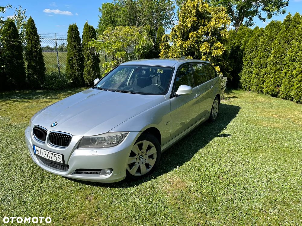 BMW Seria 3 318d - 1