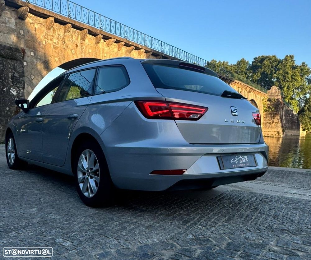 SEAT Leon ST 1.6 TDI S&S DSG Style - 2