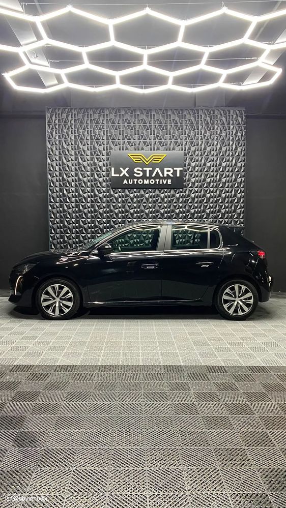 Peugeot 208 PureTech 100 EAT8 Active - 4