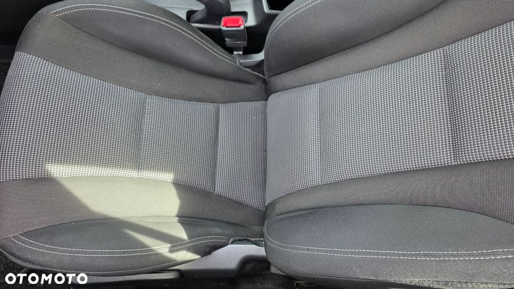 Hyundai i30 1.4 Classic - 9