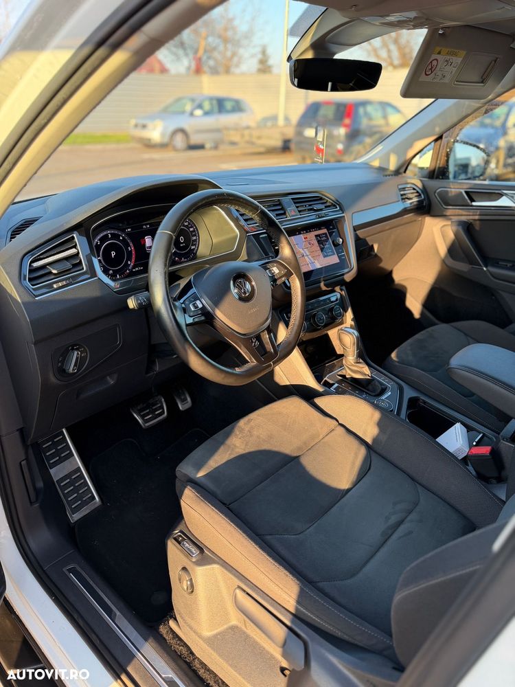 Volkswagen Tiguan 2.0 TDI SCR 4MOTION (BlueMotion Techn.) DSG Highline - 17